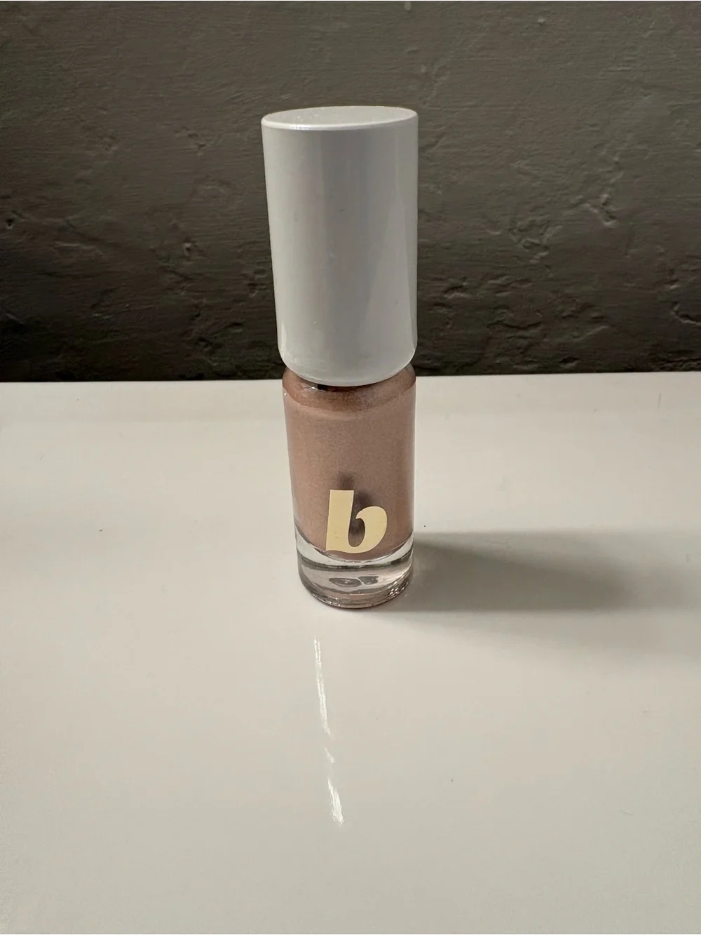 Beauty Counter lid glow cream shadow